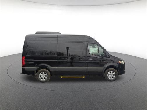 2026 Mercedes-Benz Sprinter 2500 Passenger 144 WB