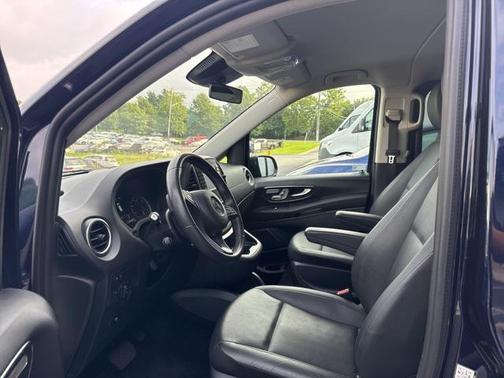 2020 Mercedes-Benz Metris Base