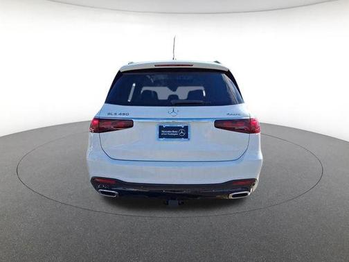 Polar White 2026 Mercedes-Benz GLS 450 4MATIC