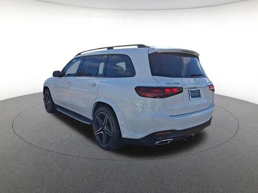 Polar White 2026 Mercedes-Benz GLS 450 4MATIC