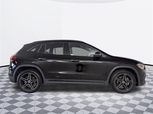 2021 Mercedes-Benz GLA 250 Base 4MATIC