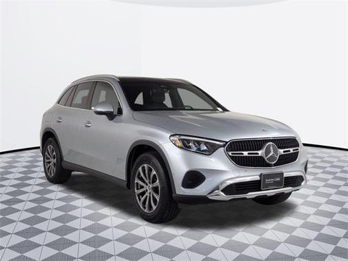 2025 Mercedes-Benz GLC 300 4MATIC
