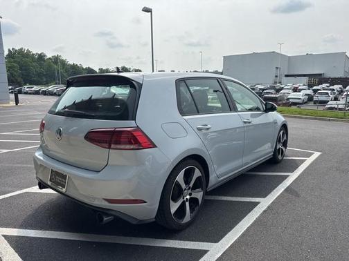2018 Volkswagen Golf GTI 2.0T S 4-Door