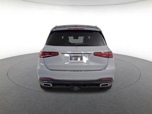 MANUFAKTUR Alpine Grey 2024 Mercedes-Benz GLS 580 4MATIC