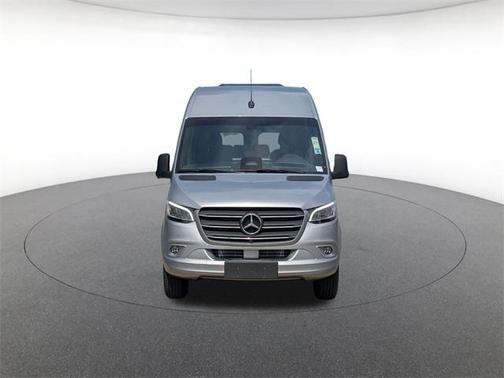 2025 Mercedes-Benz Sprinter 2500 Passenger 144 WB
