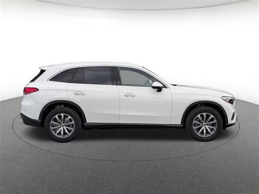 2026 Mercedes-Benz GLC 300 4MATIC