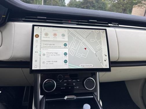 2023 Land Rover Range Rover P400 SE
