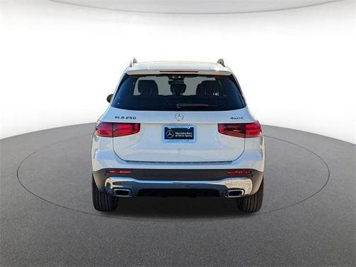 2025 Mercedes-Benz GLB 250 4MATIC