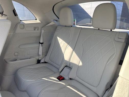 Black 2023 Mercedes-Benz EQS 580 4MATIC