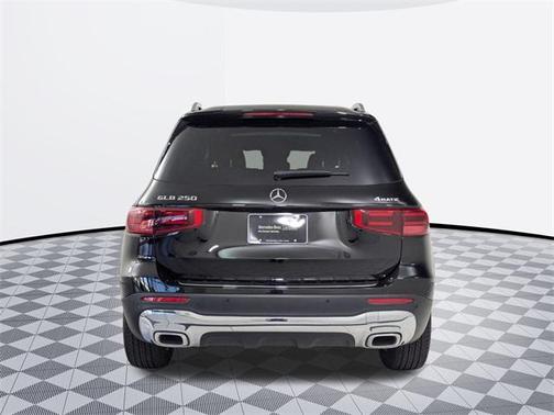 2024 Mercedes-Benz GLB 250 4MATIC