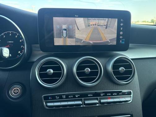 2021 Mercedes-Benz GLC 300 4MATIC