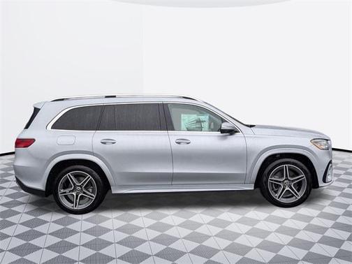 2025 Mercedes-Benz GLS 450 4MATIC