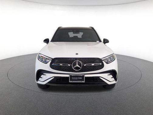 Polar White 2026 Mercedes-Benz GLC 300 4MATIC