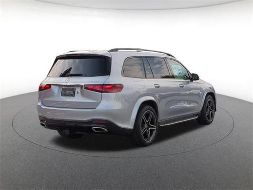 2026 Mercedes-Benz GLS 450 4MATIC