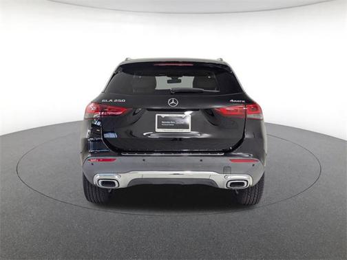 2021 Mercedes-Benz GLA 250 Base 4MATIC