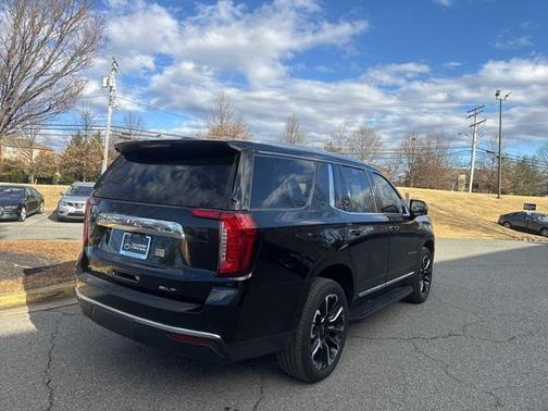 2022 GMC Yukon SLT