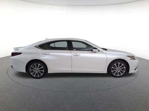White Pearl 2021 Lexus ES 250 Base