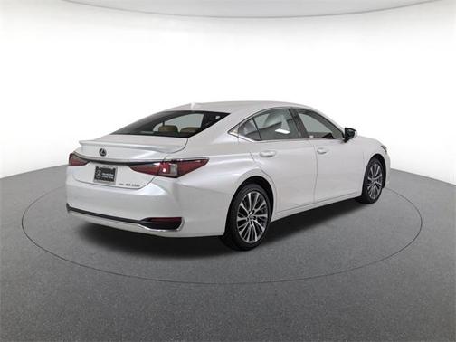 2021 Lexus ES 250 Base