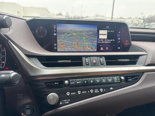 2021 Lexus ES 250 Base