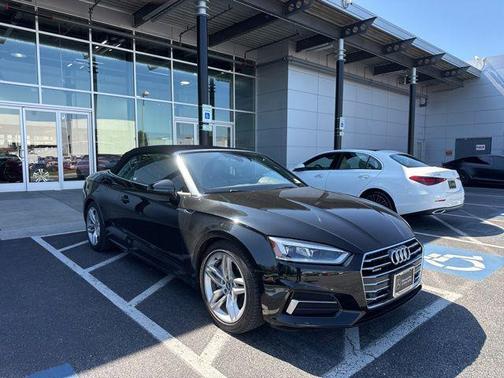 Mythos Black Metallic/Black Roof 2019 Audi A5 2.0T Premium Plus