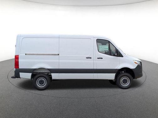 Arctic White 2026 Mercedes-Benz Sprinter 2500 Standard Roof