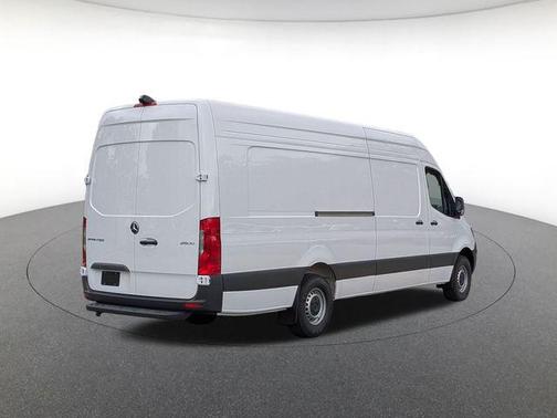 Arctic White 2026 Mercedes-Benz Sprinter 2500 High Roof