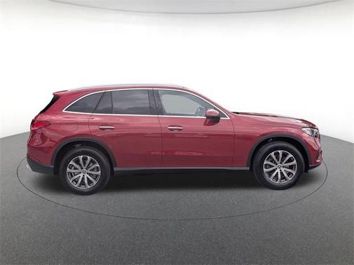 2026 Mercedes-Benz GLC 300 4MATIC