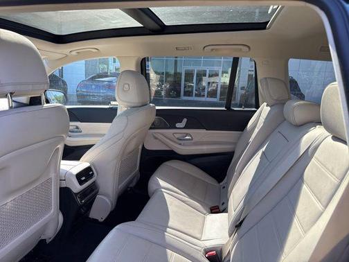 Emerald Green 2022 Mercedes-Benz GLS 450 4MATIC