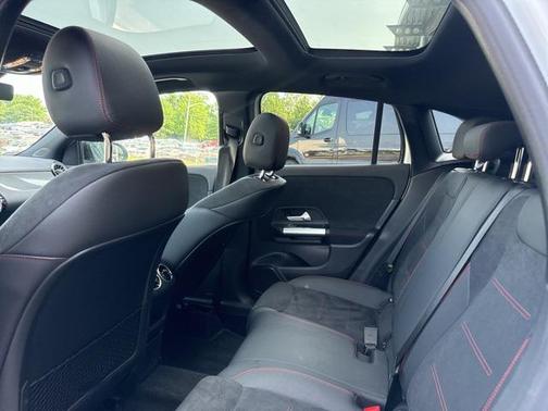 2025 Mercedes-Benz GLA 250 4MATIC