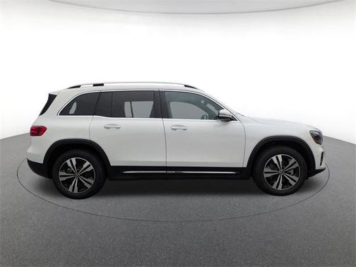 2025 Mercedes-Benz GLB 250 4MATIC
