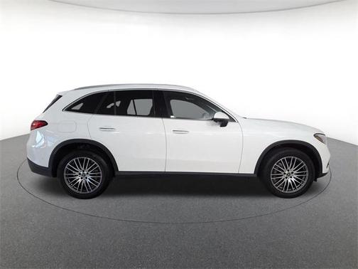 2023 Mercedes-Benz GLC 300 4MATIC