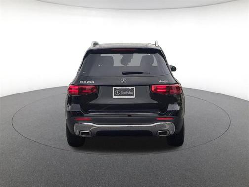 2025 Mercedes-Benz GLB 250 4MATIC