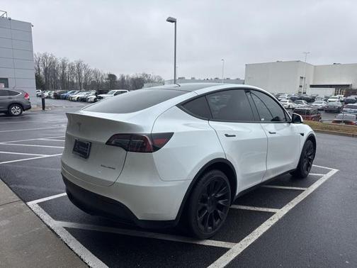 2023 Tesla Model Y Long Range Dual Motor All-Wheel Drive
