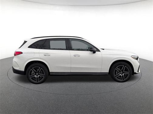 2026 Mercedes-Benz GLC 300 4MATIC