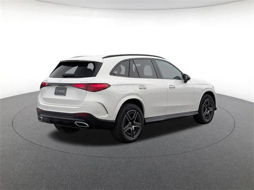 2026 Mercedes-Benz GLC 300 4MATIC