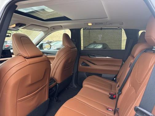 2023 INFINITI QX60 SENSORY
