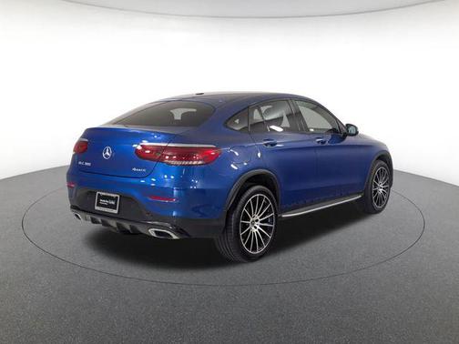 Starling Blue Metallic 2023 Mercedes-Benz GLC 300 4MATIC Coupe