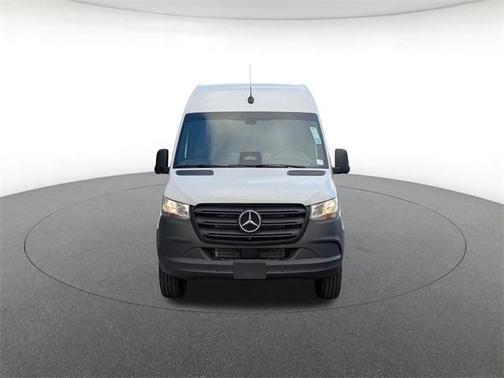 2026 Mercedes-Benz Sprinter 2500 Cargo 144 WB