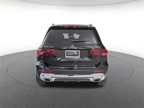 2025 Mercedes-Benz GLB 250 4MATIC