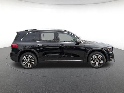 2025 Mercedes-Benz GLB 250 4MATIC