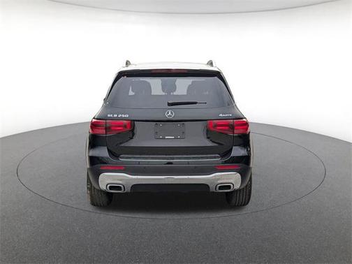2025 Mercedes-Benz GLB 250 4MATIC