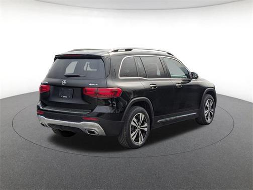 2025 Mercedes-Benz GLB 250 4MATIC