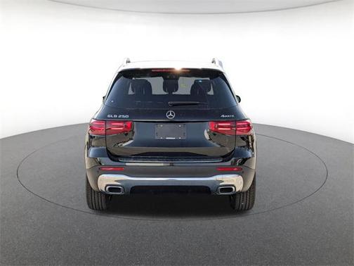 2025 Mercedes-Benz GLB 250 4MATIC