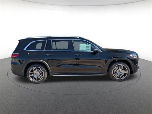 2026 Mercedes-Benz GLS 450 4MATIC