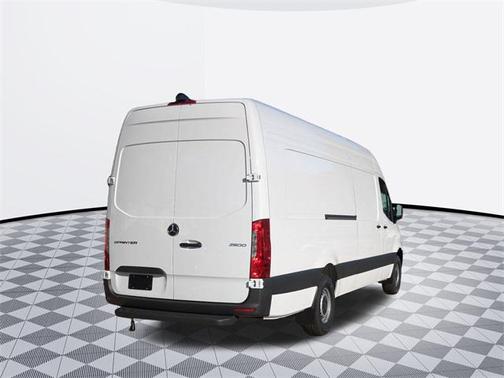 2025 Mercedes-Benz Sprinter 2500 High Roof