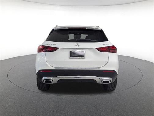 2025 Mercedes-Benz GLA 250 4MATIC
