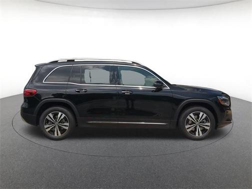 2025 Mercedes-Benz GLB 250 4MATIC