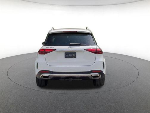 Polar White 2026 Mercedes-Benz GLE 450 4MATIC