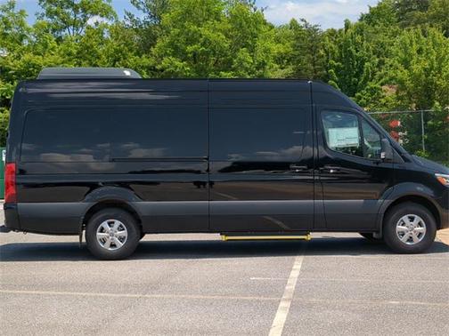 2025 Mercedes-Benz Sprinter 2500 High Roof