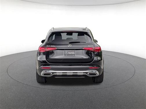 2025 Mercedes-Benz GLC 350e Base